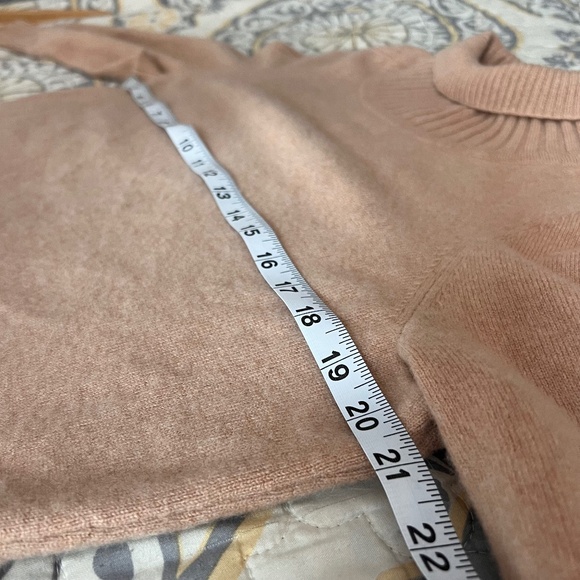 Isaac Mizrahi Love Cashmere Women's 100% Cashmere Turtleneck Sweater, Large - Picture 5 of 9